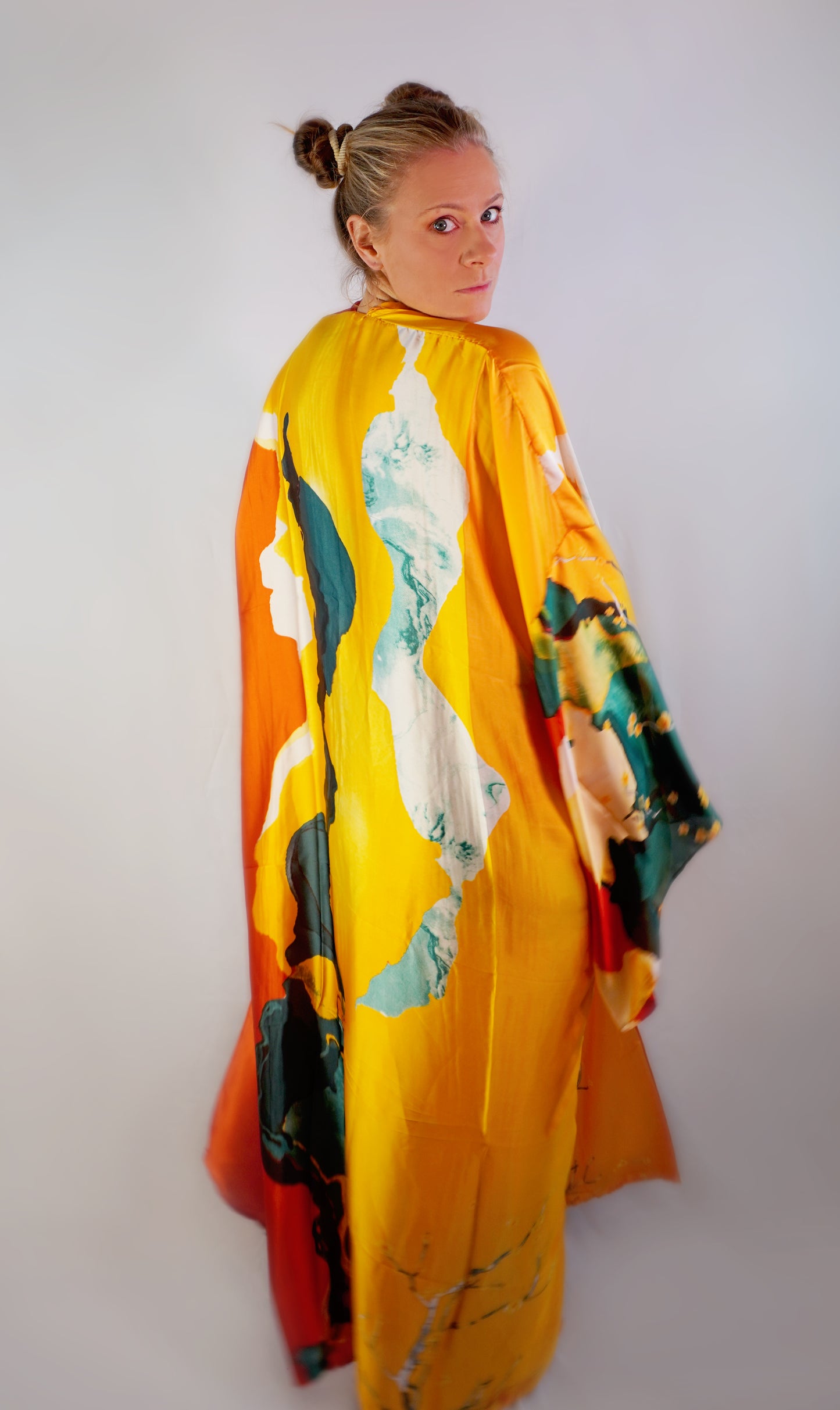 Red and yellow fire kimono from the back - Leo Wood
